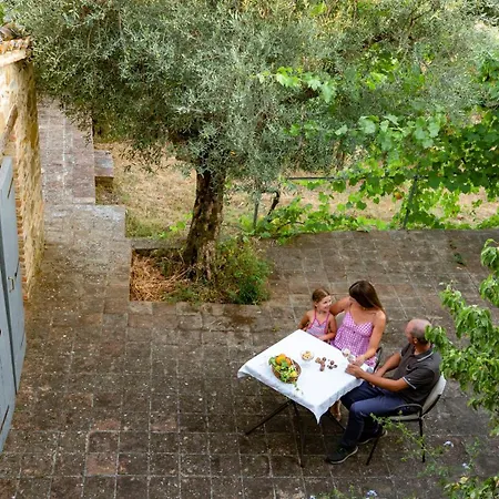 Casale Greppobello Сasa de vacaciones *